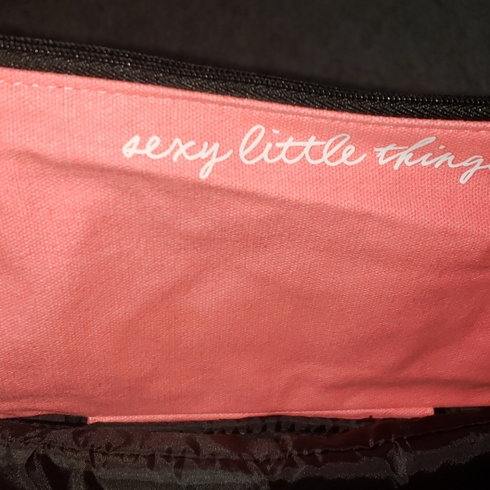 Victoria Secret bra/panty travel bag - Picture 9 of 10